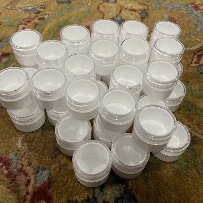 40 Packs 10 Gram/10ML High Quality Cosmetic Sample Clear Lid Jar Containers - Image 1 of 2