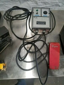 Minarik Colourmate DC Drive Speed Controller with Dayton Foot Pedal - Picture 1 of 8