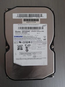 hard drive  Samsung SP2504C 250 gb s-ata 3.5" - Tested - Afbeelding 1 van 5