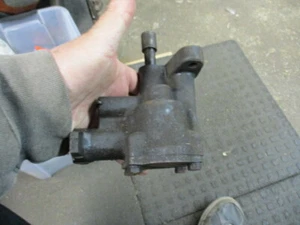 1937 1948 Cadillac Flathead Oil Pump - Picture 1 of 4