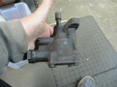 1937 1948 Cadillac Flathead Oil Pump - Image 1 of 4