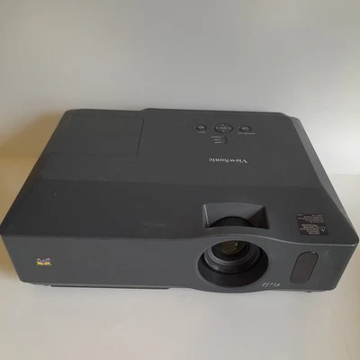 ViewSonic PJ758 3LCD XGA Portable Projector 2200 ANSI Lumens Business,school - Image 1 of 4