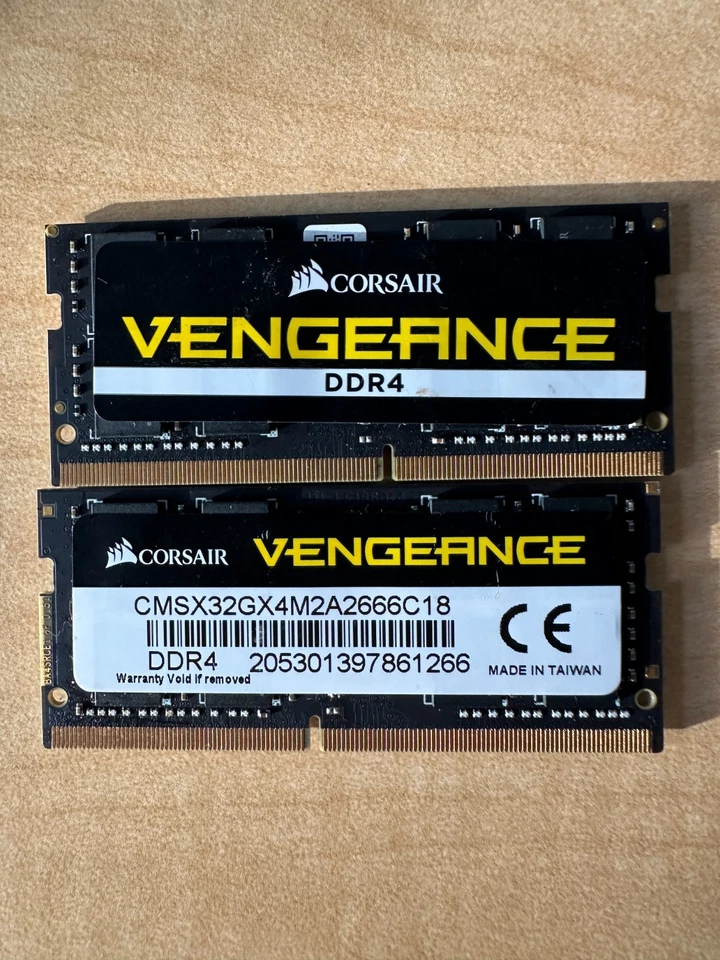 CORSAIR - VENGEANCE Series 32GB (2x16GB) DDR4 2666MHz C18 SODIMM Laptop Memor... - Image 1 of 1