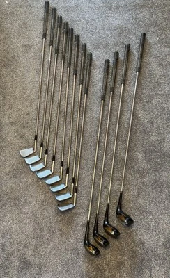 Walter Hagen Vintage Right Hand Golf Clubs 2-9 Irons 3-5woods And Driver - Image 1 of 4