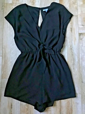 Mameluco She+Sky para mujer negro manga gorra frente torcido ojo de cerradura trasero talla M Foto 1 de 4