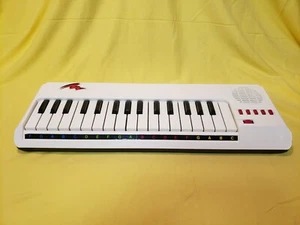 Vintage Fisher Price Electronic Keyboard Piano Recorder 1988 *Clean & Tested * - Picture 1 of 20