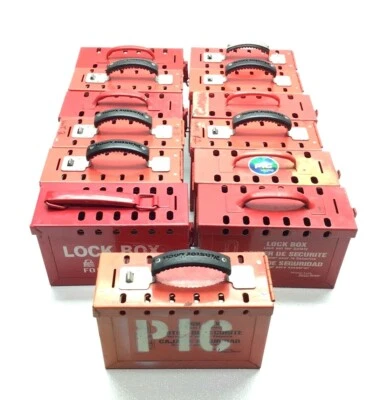 LOT OF 13 MASTER LOCK 498A PORTABLE METAL LOCK BOX - Image 1 of 4
