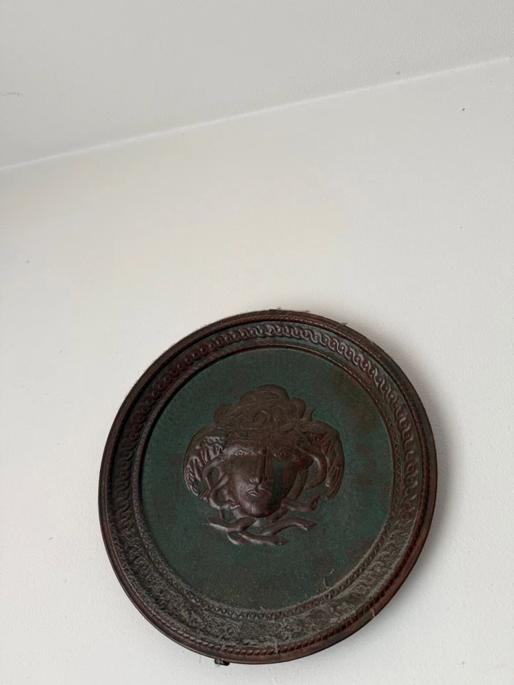 Piatti di rame , arredamento - Immagine 1 di 2