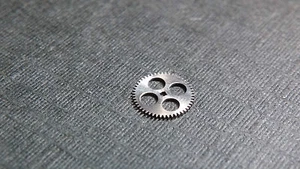 LeCoultre 497 412 Hand Setting Wheel, pre-owned - Picture 1 of 2