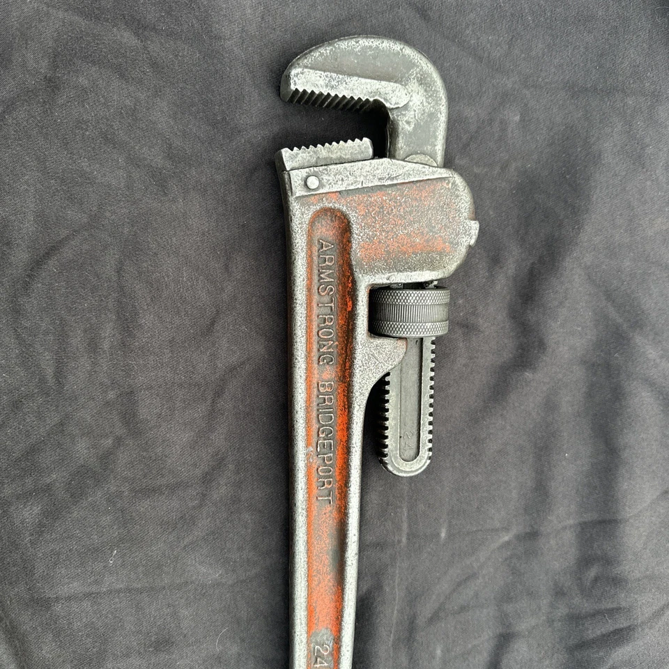 "Llave de tubo Armstrong Bridgeport 24"" Capewell Mfg Co vintage" Foto 1 de 4