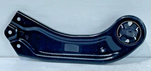 21-23 HYUNDAI SANTA FE REAR RIGHT PASSENGER SIDE TRAILING CONTROL ARM # 101484 - Picture 1 of 9