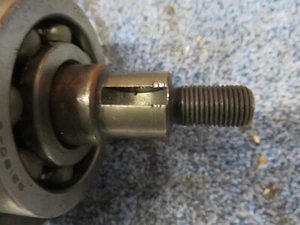suzuki gt250 crankshaft could be new old stock - Picture 1 of 8