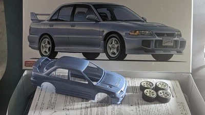 HASEGAWA  MITSUBISHI LANCER GSR EVO 3 1/24 - Photo 1/4