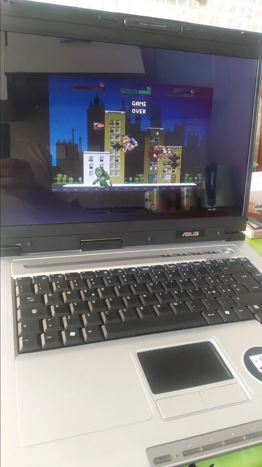 Asus PRO60 A6F  Intel Centrino 4GB RAM 100GB HD Windows 7 Audio DJ  PC Gaming - Immagine 1 di 4