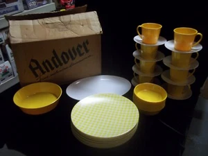 Vintage Andover Geschirrset Gingham Karo gelb Melamin 34-teilig OVP - Bild 1 von 20