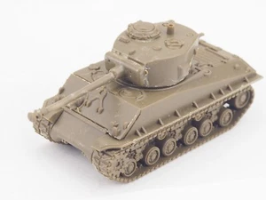 FLAMES OF WAR WW2 15MM US M4A3E8 EASY 8. ASSEMBLED. GREEN 823 - Picture 1 of 2