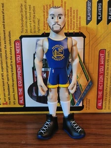 Funko Gold NBA Stephen Curry CHASE 5-Inch Vinyl Figure - Picture 1 of 4