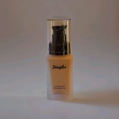 Ultralight / Leichte Foundation - 1 Power of light - 25ml Douglas - 92189 - Bild 1 von 3