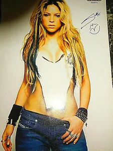 SHAKIRA 13 POSTER sammlung - Bild 1 von 13