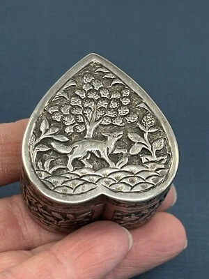 Antigua caja de baratijas Sindoor de plata colonial india de 1910 90 % o superior rara Foto 1 de 4