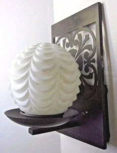 World Imports Adelaide Wall Sconce Lamp Dark Bronze Vintage Ruffled Glass Globe - Picture 1 of 12