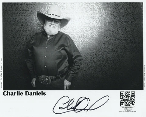 CHARLIE DANIELS HAND SIGNED 8x10 PHOTO+COA   AWESOME POSE   COUNTRY MUSIC LEGEND Cover