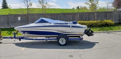 powerboats motorboats used cruisers - Image 1 of 4