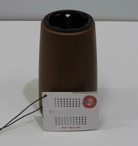 COLE & MASON Manual Wood Salt Grinder - Picture 1 of 2