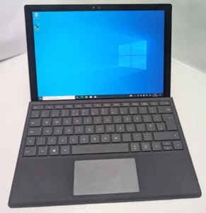 Microsoft Surface Pro 4 Tablet 12.3" - m3-6Y30 4Gb RAM 128GB SSD Windows 10 -42 - Picture 1 of 9