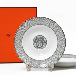 HERMES MOSAIQUE Van Quatre 035013 PLATINUM Round Soup Plate 22cm Set of 2 - Picture 1 of 5