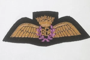 BRITISH CIVIL AIRLINE PILOT WING BADGE BRITISH EUROPEAN AIRWAYS BULLION WIRE - Picture 1 of 1