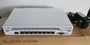 MikroTik Cloud Core Router CCR-1009-8G-1S-PC Switch/Router RouterOS - Zdjęcie 1 z 4