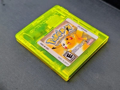Pokémon Yellow Legacy Game Cartridge holo - Imagen 1 de 4
