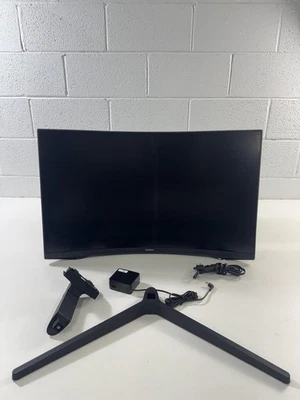 SAMSUNG 32” Odyssey G55C Series QHD  Curved Gaming Monitor, 1ms - LCD DAMAGE - Image 1 of 4