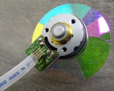 BenQ Farbrad 5 Segment Color Wheel 102226925 Unaxis P/N: 6E.J1C02.011  - Image 1 of 4