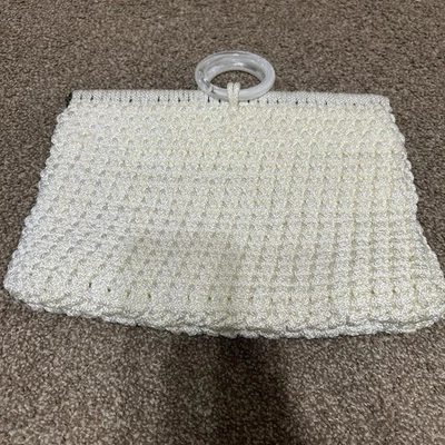 Vintage 1960s-70s Cream Knit Purse White Plastic Handles Unbranded - Image 1 of 4