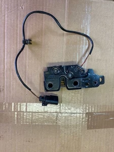 Audi TT Motorhaubeschloss Klappenschloss mit Mikroschalter 8J0823509C Original - Bild 1 von 2