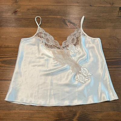 Vintage Victorias Secret Gold Label Pearl Floral Lace Cropped Cami Tank Y2K - Image 1 of 4