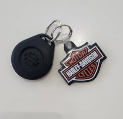 HARLEY DAVIDSON SMART KEYLESS REMOTE FOB FCC ID:  L2C0028TR   GOOD CONDITION - Image 1 of 4
