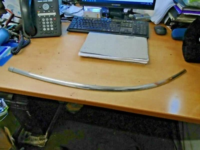 1971 Lancia Flavia 2000 GT RHD, Windscreen Chrome trim (2)    — 第 1/3 张图片