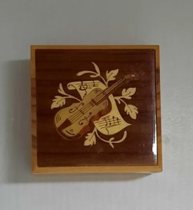 Vintage Gabriella Sorrento Italy Via Tasso Wood Trinket Box Maroon Lining Violin - Picture 1 of 5