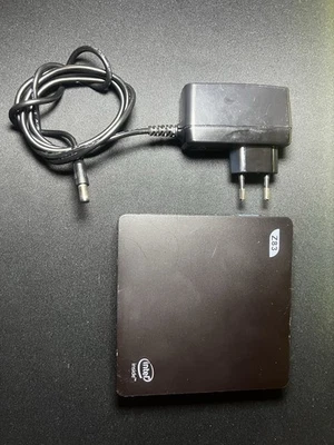 Mini PC Intel Z83-V Mini PC with Power Supply testato - Immagine 1 di 4