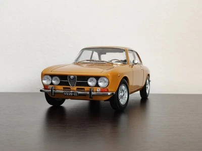 Miniature neuve Alfa Romeo 1750 GTV 1970 Jaune 1/18 Norev No 2000 - Photo 1/4