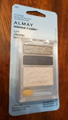  Almay Intense i-Color Eyeshadow, 032 Trio for Blues, 4.8g Discontinued - Image 1 of 2