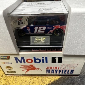 1999 Mobil 1 Jeremy Mayfield 1:24 Die cast Car  - Picture 1 of 4