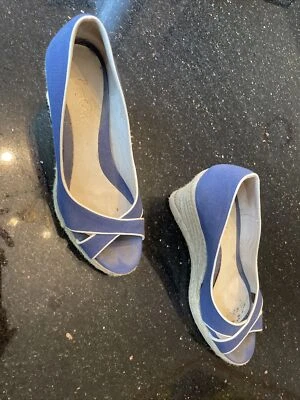 Zapatos Boden Talla UK7 EU40 Azul Punta Abierta Cuñas Foto 1 de 3
