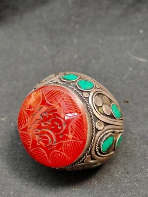 Anillo étnico tribal afgano grande piedra tallada cornalina beduina grande, antiguo Foto 1 de 4