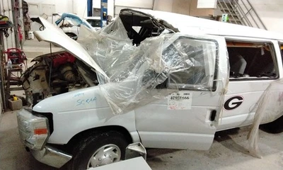 Transmissão automática Ford E350 Van 2011 fabricante de equipamento original 96K milhas (LKQ~438923587) - Imagem 1 de 4