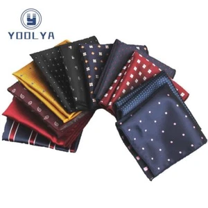 Fazzoletto a righe Paisly Dots - asciugamano baule quadrato con bordo arrotolato tasca festa - Foto 1 di 21