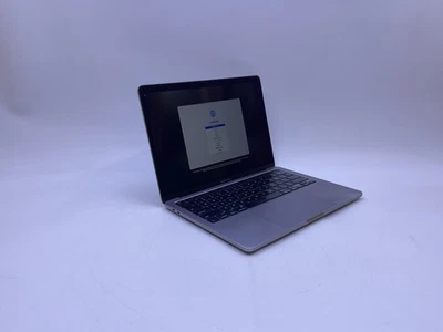 Apple A2251 I5-1038NG7 16 GB RAM 512 GB English QWERTY US - Image 1 of 3